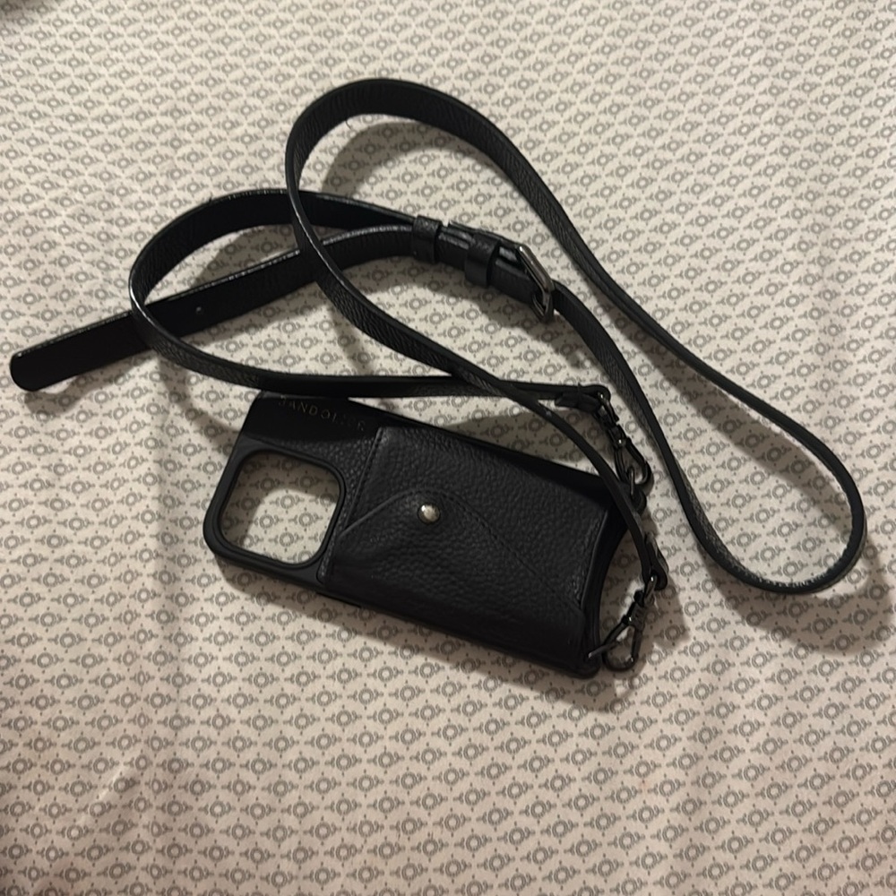 Bandolier iPhone 15 pro case